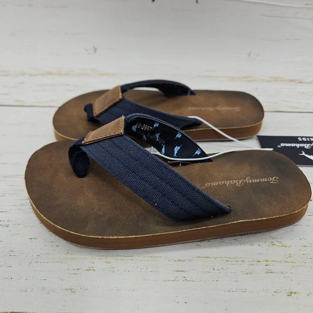 Tommy Bahama Kids Boys Flip Flop Sandals Brown Navy Blue Size Medium 12/13